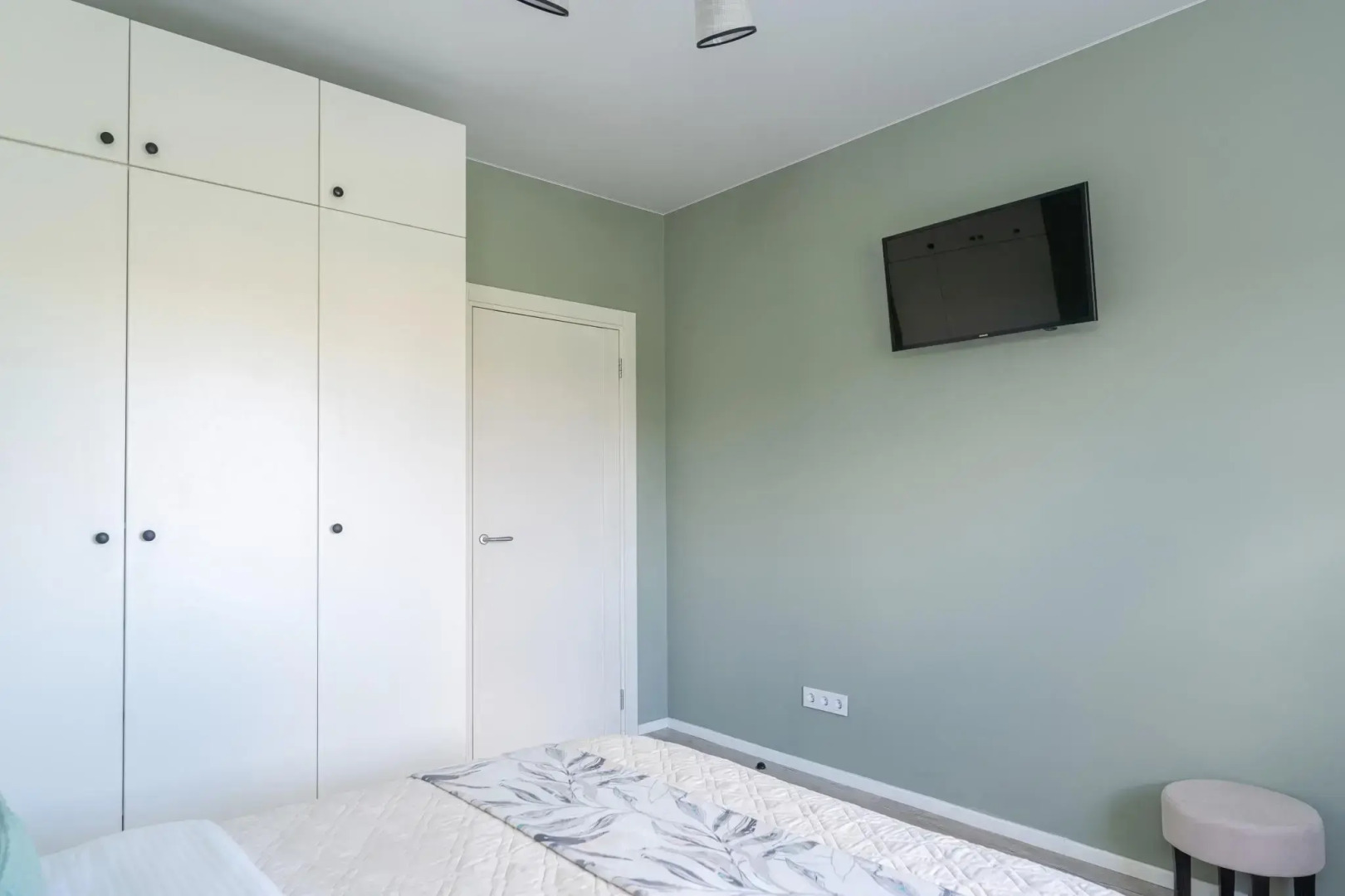 Апартаменты Апарт - Делюкс Легенды Моря в г. Калининград на аллее Знаний д. 5