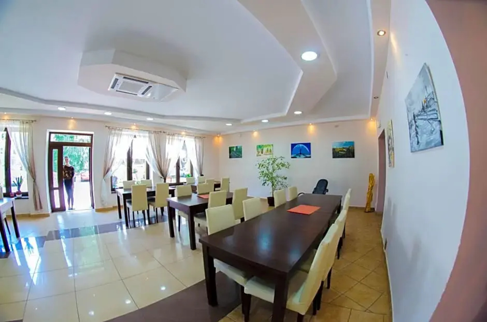 Pensjonat Lew Jaskiniowy