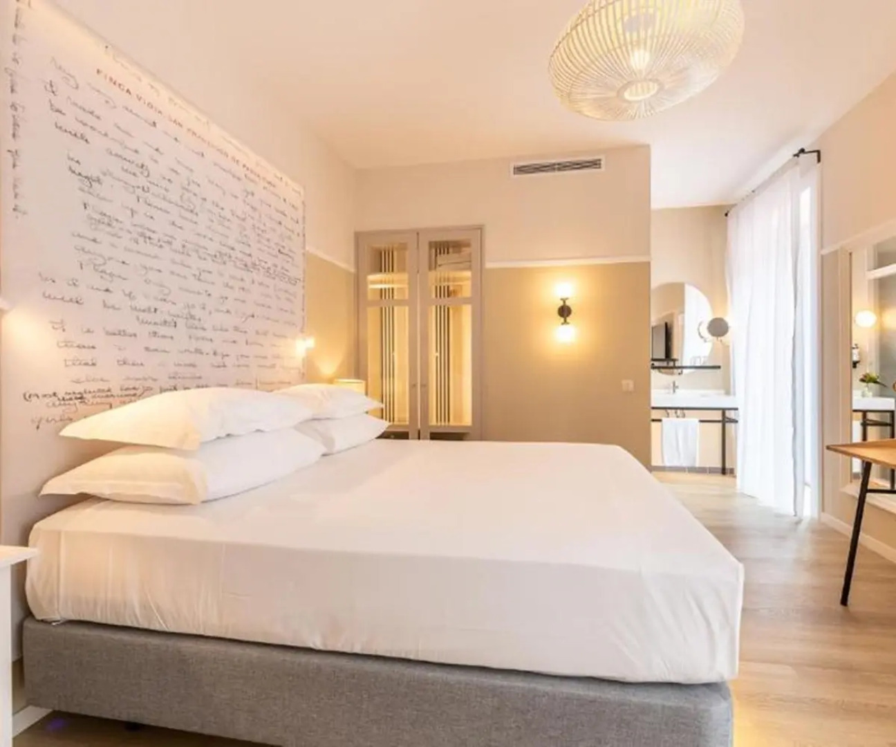 Pestana Fisherman Village