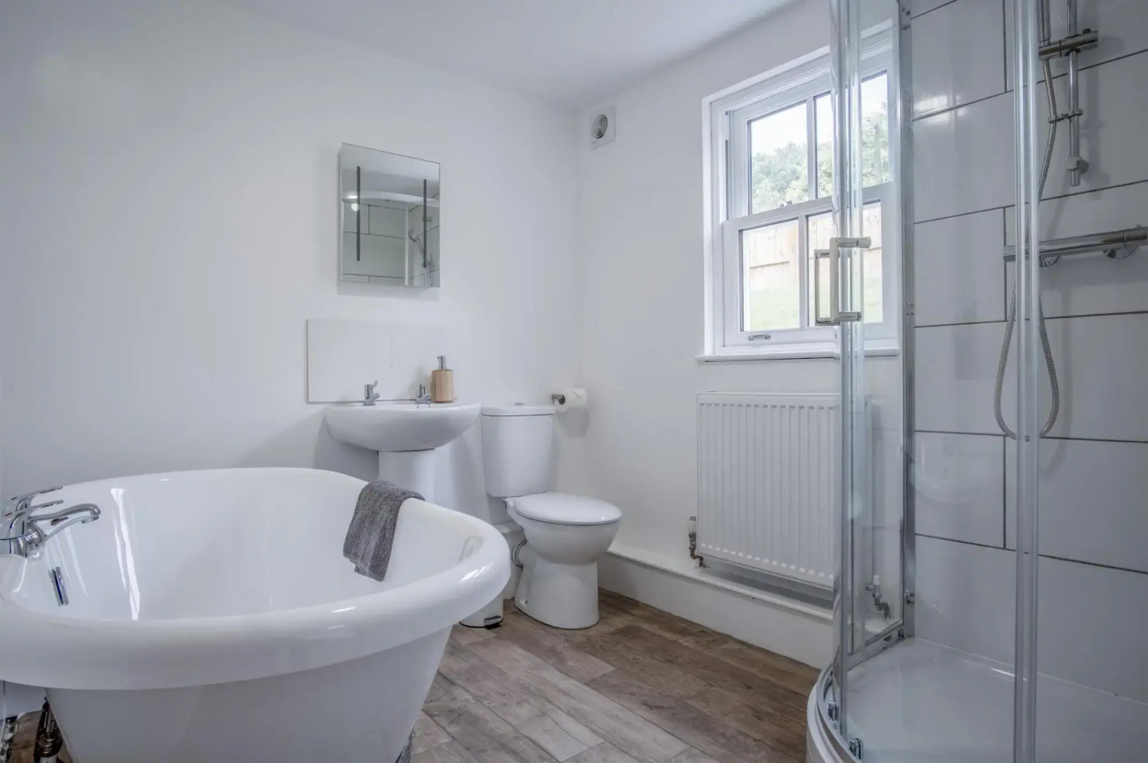 Brook Cottage Green - 2 Bedroom Cottage - Dale