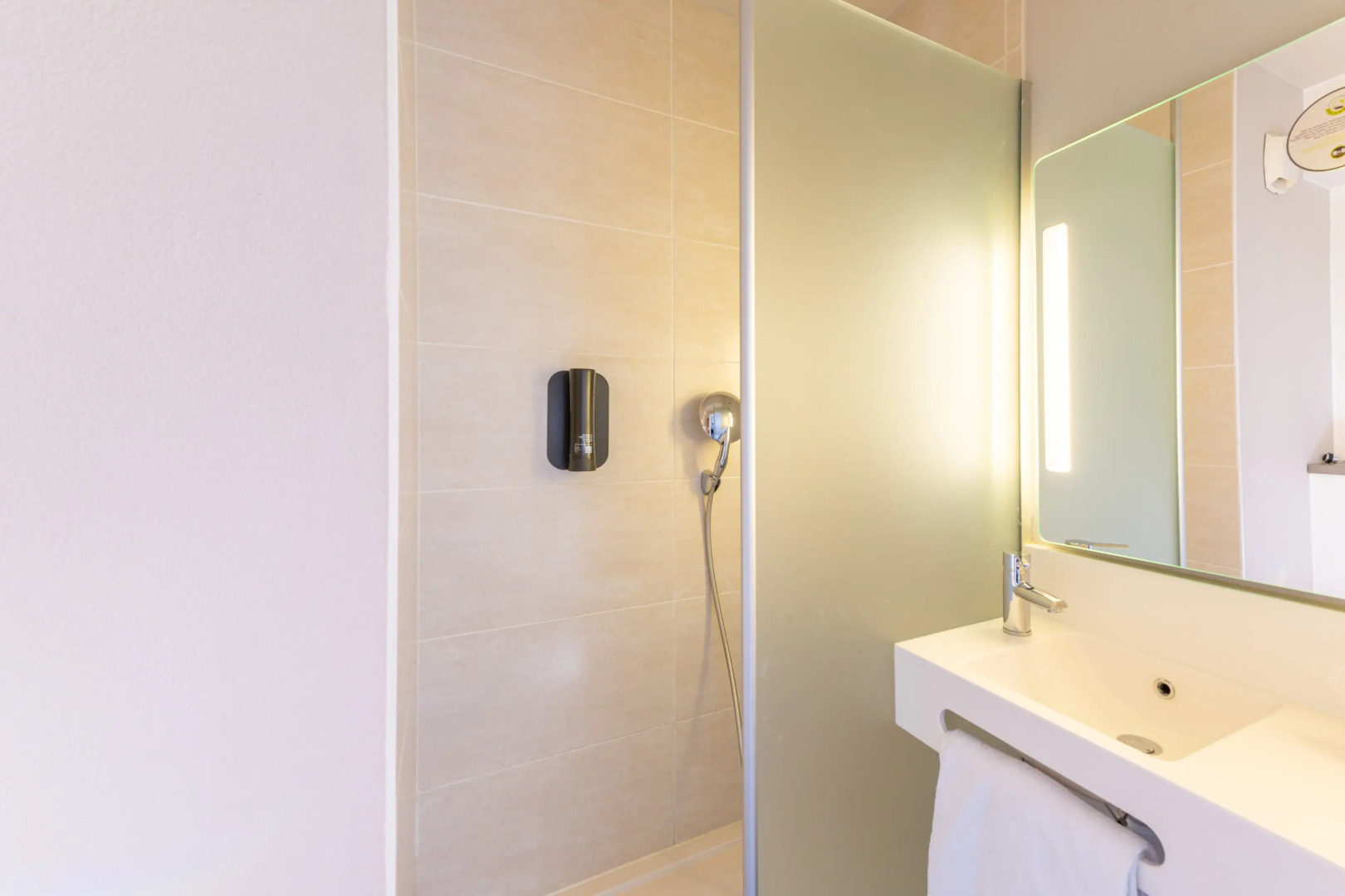 B&B HOTEL Lieusaint Carré Sénart