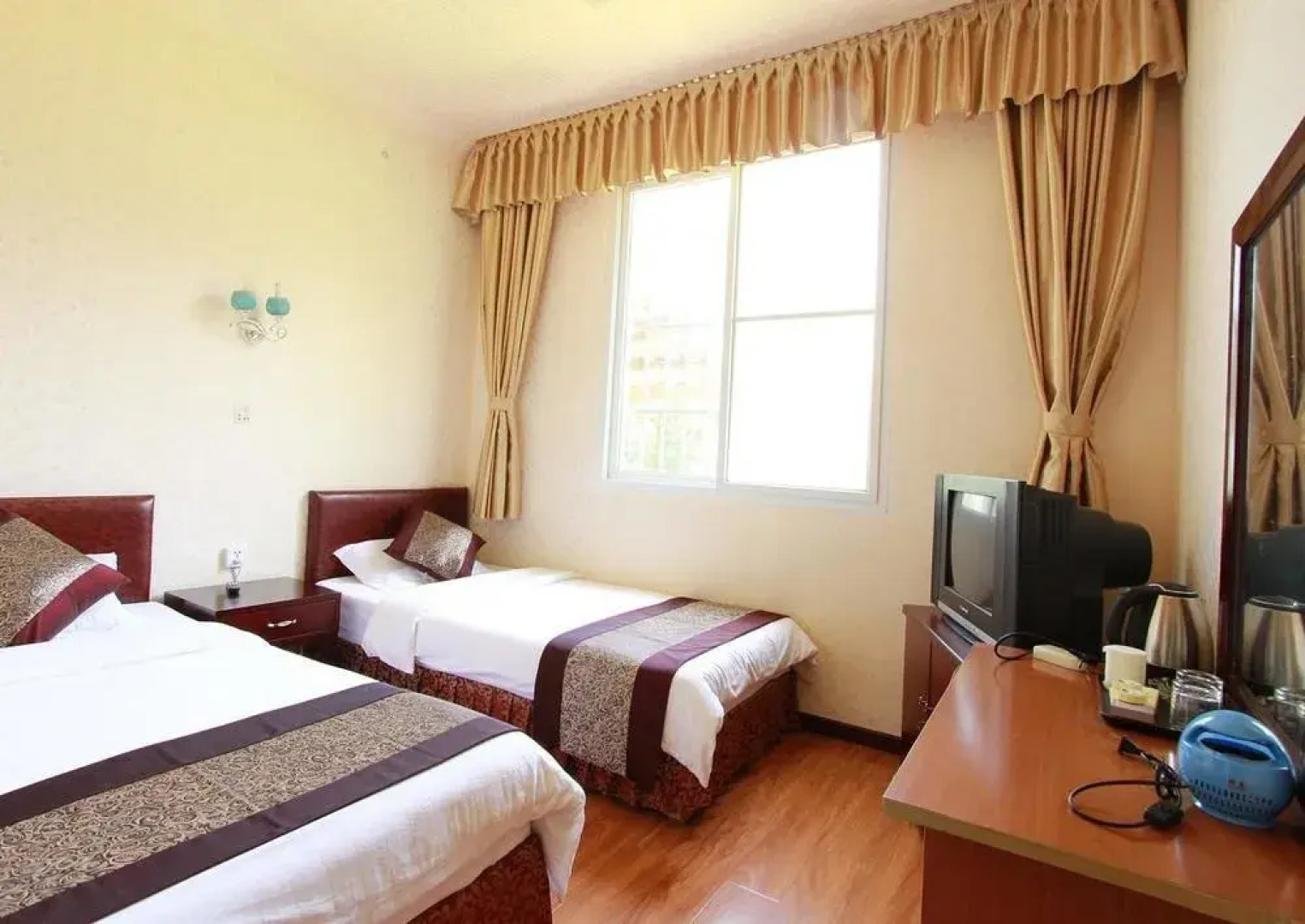 Tianqiao Nongjialle Hotel