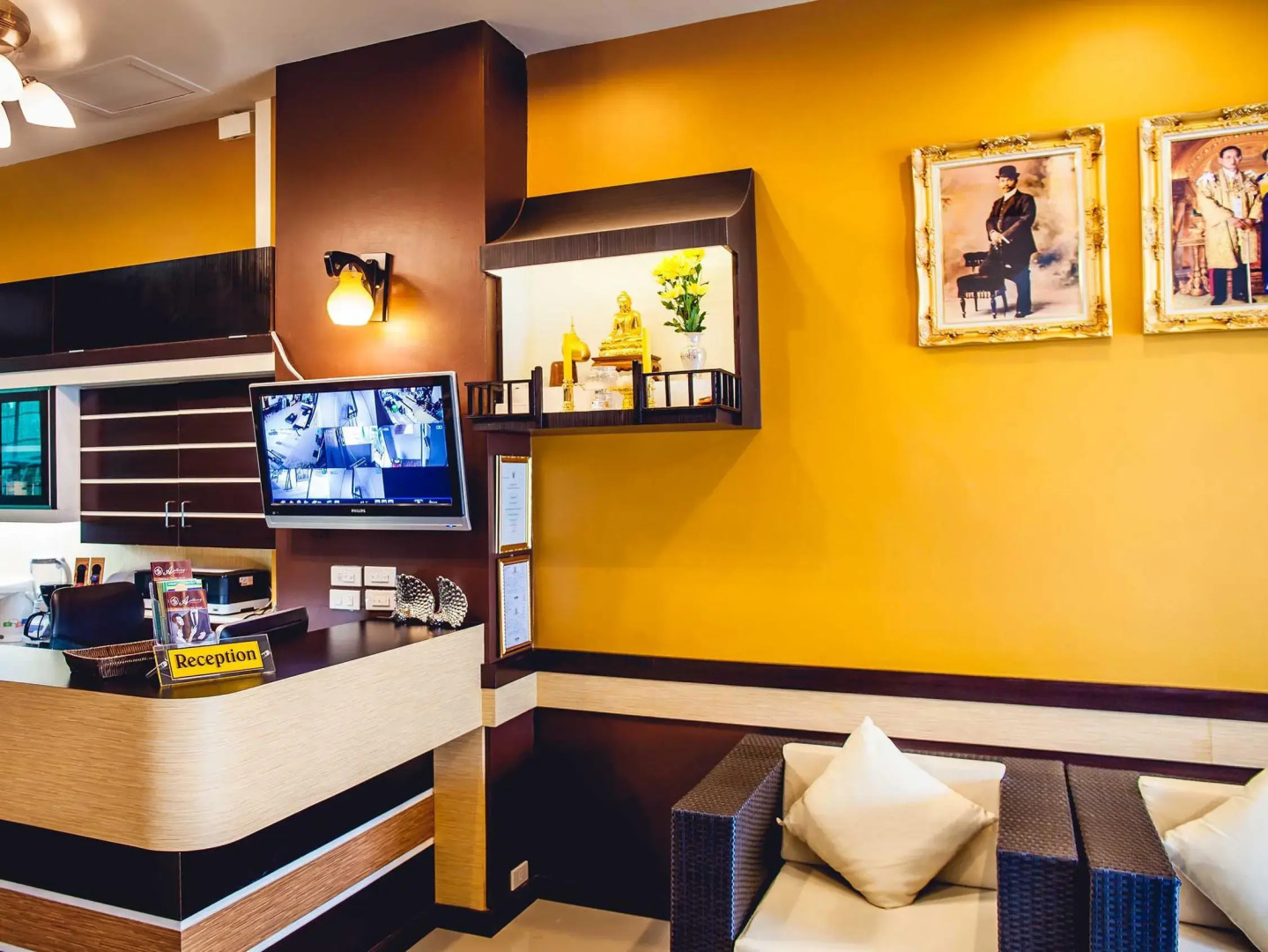 Chalong Boutique Inn