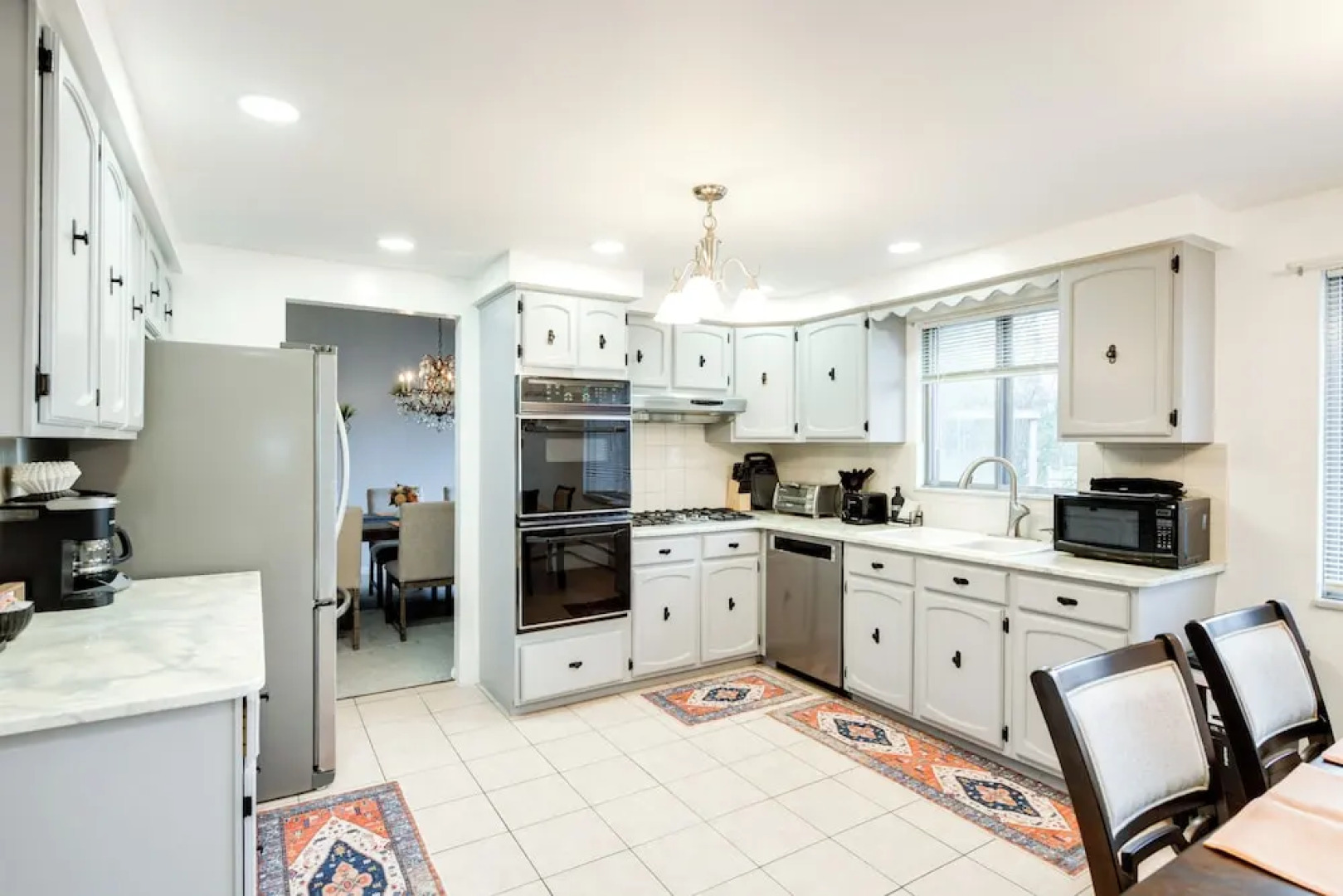 Deck & Seasonal Pool: Spacious Home Near Buffalo!