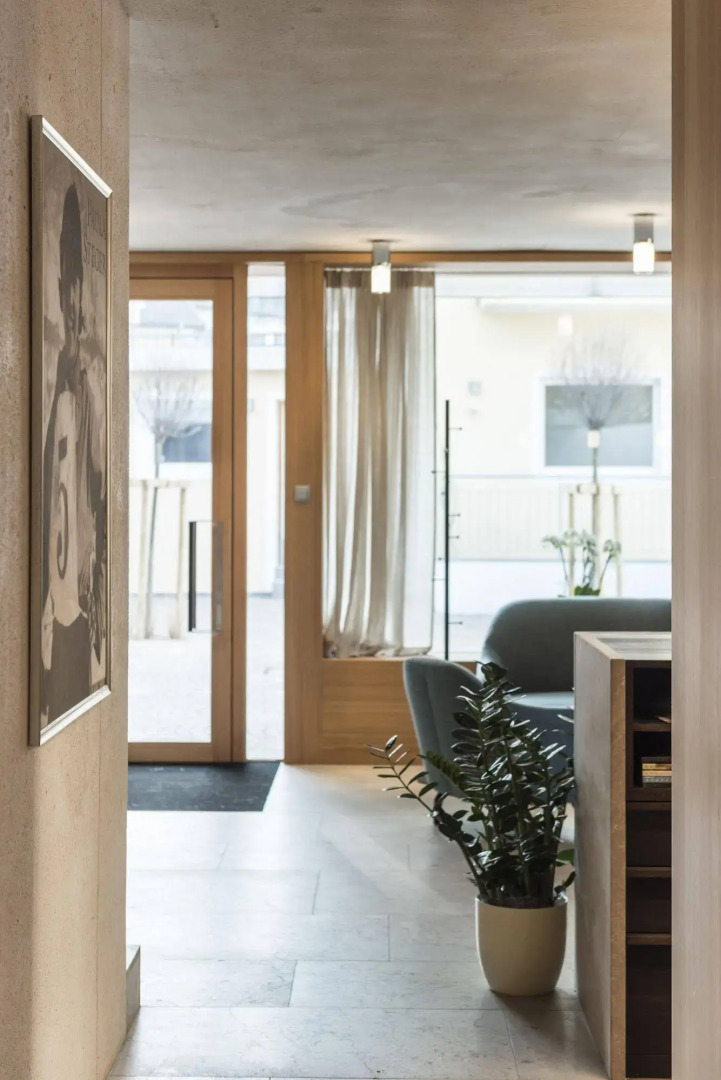 La Paula Apartments & Suites