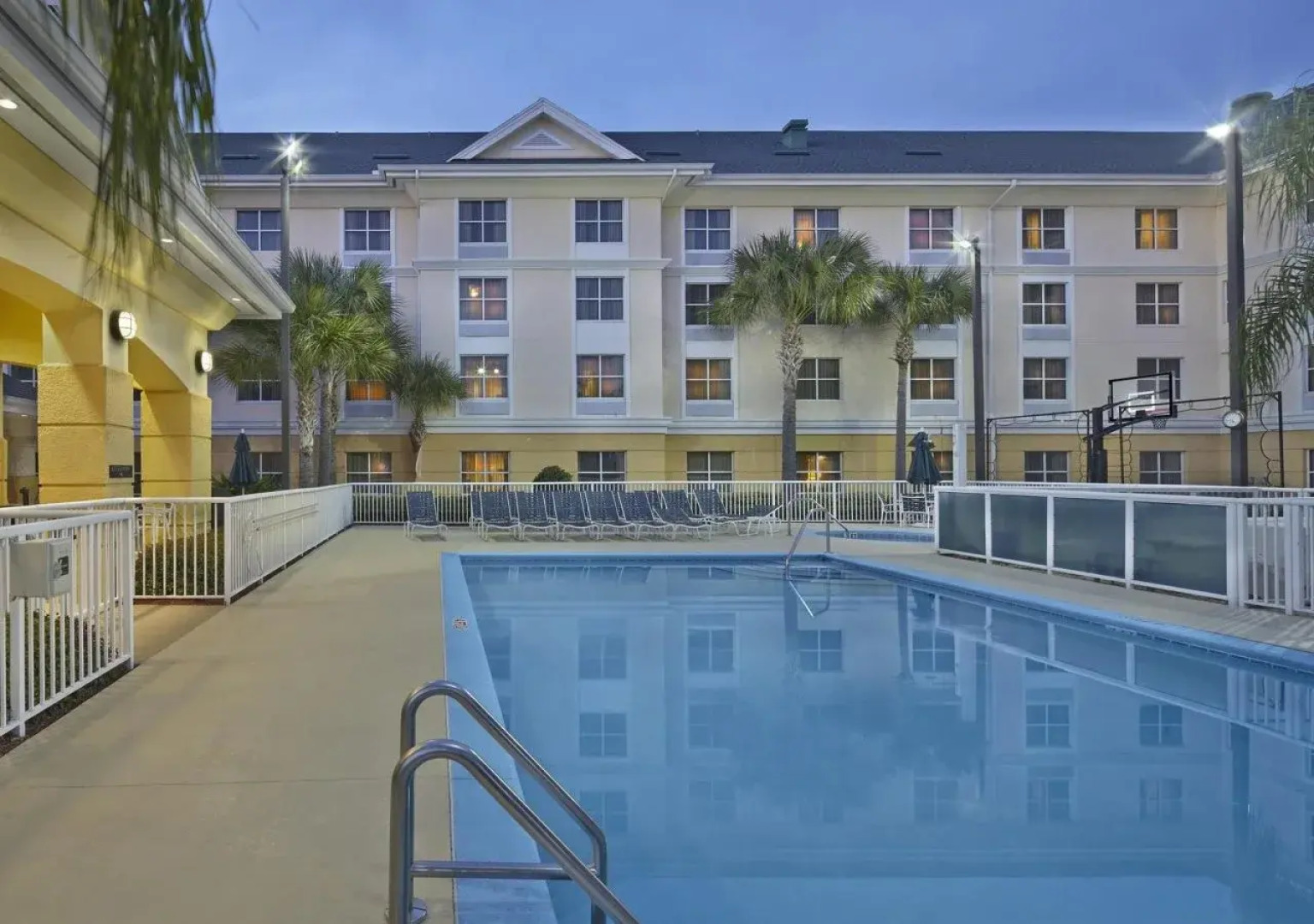Homewood Suites by Hilton Daytona Beach Speedway-Airport
