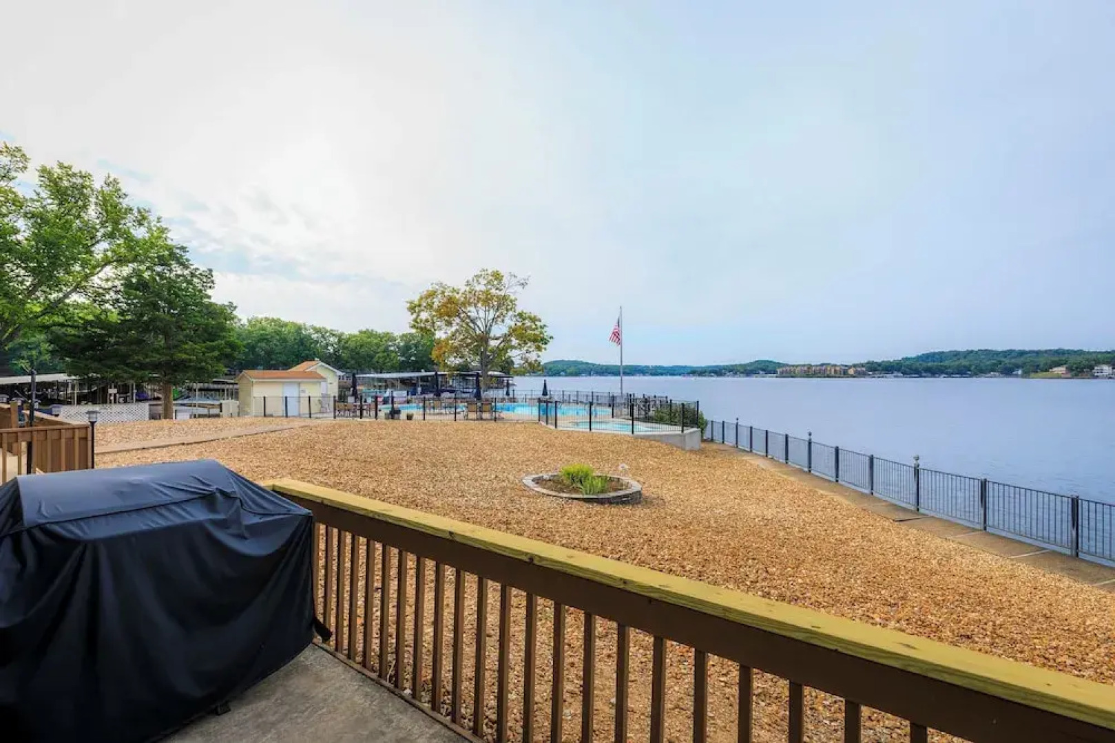 Pool Days & Water Fun Await: Lake Ozark Escape!