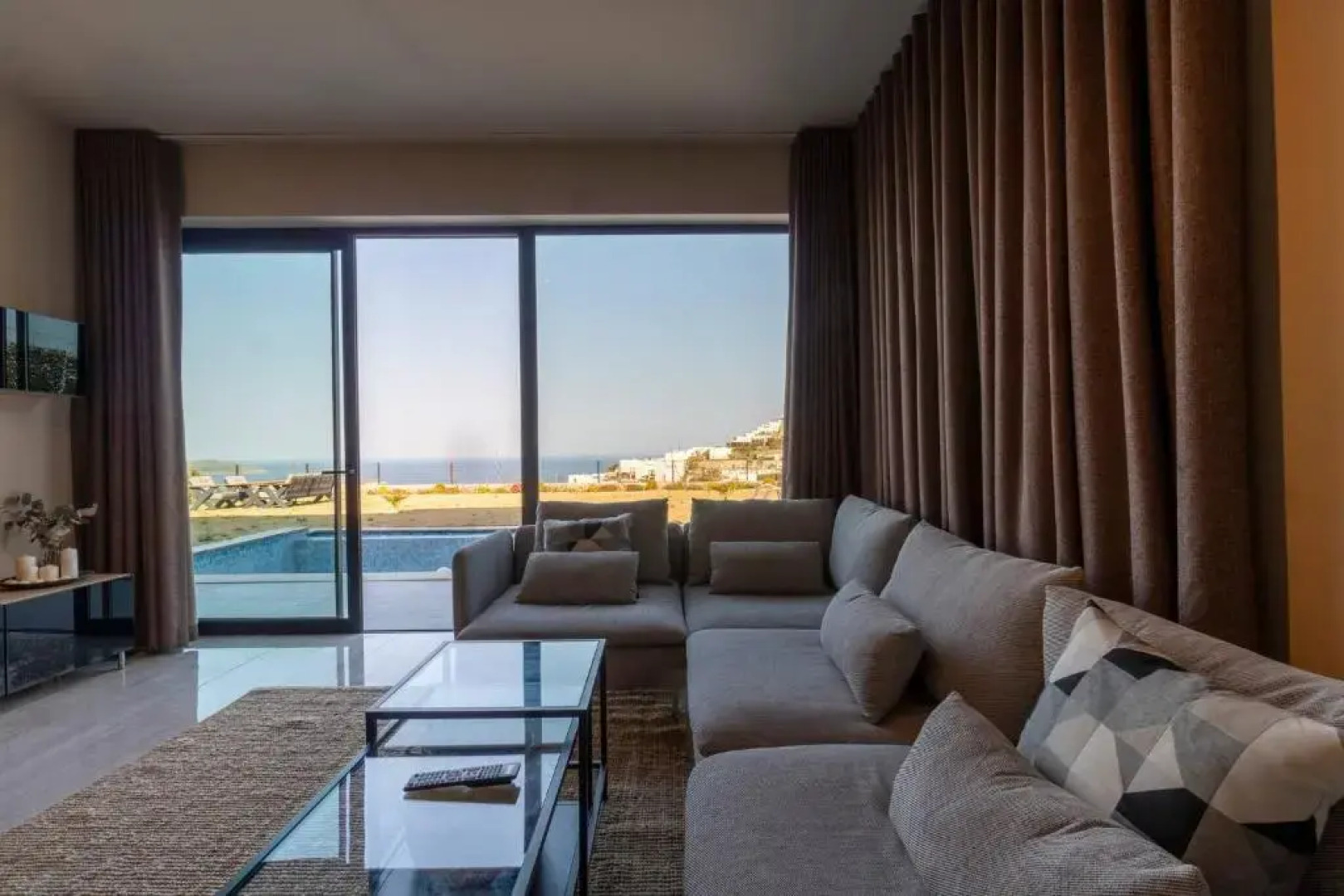 3 Bedroom Villa With Great View Close to Yalikavak Marina 2