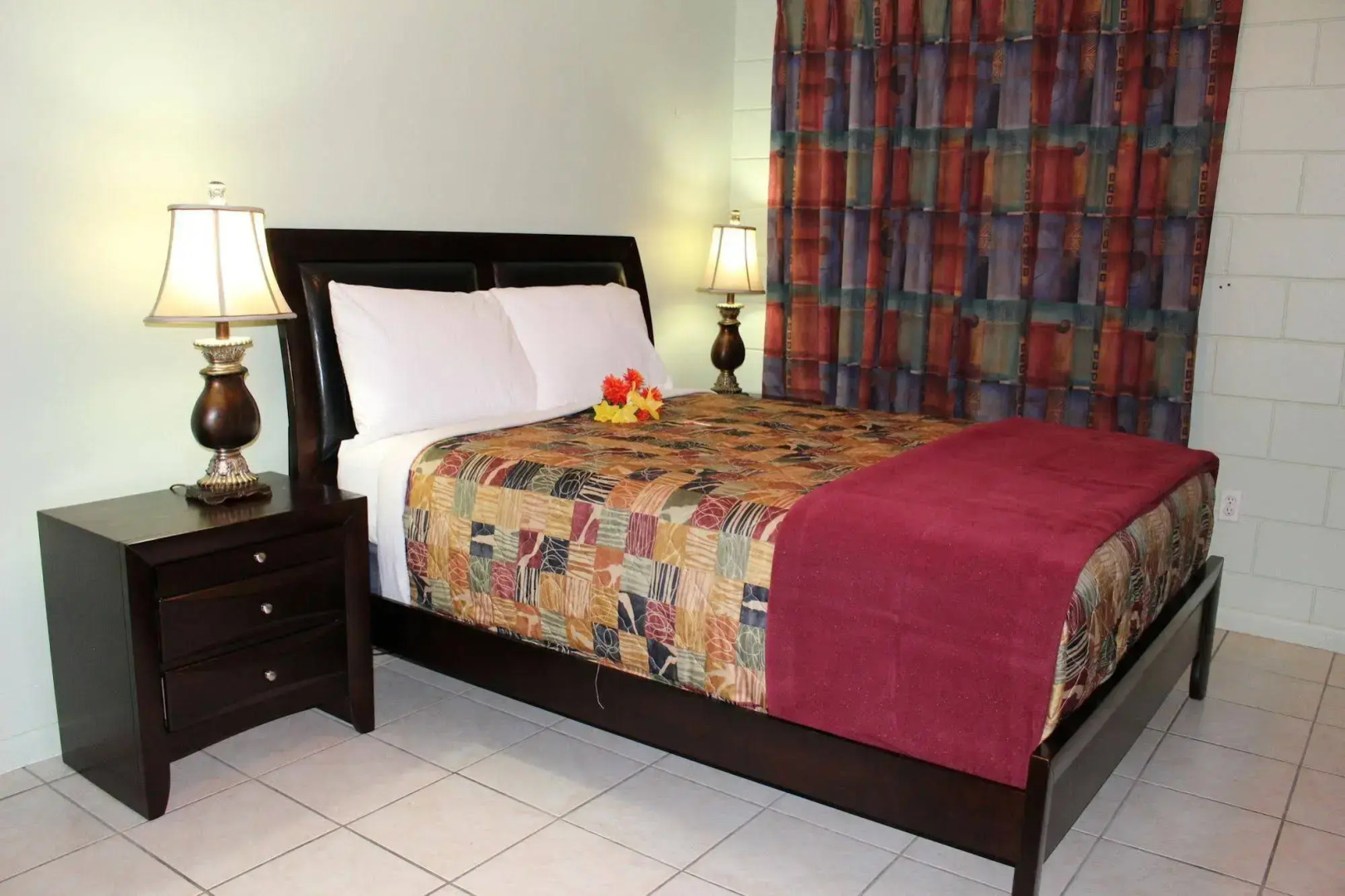 Sunshine Inn & Suites Venice, FL