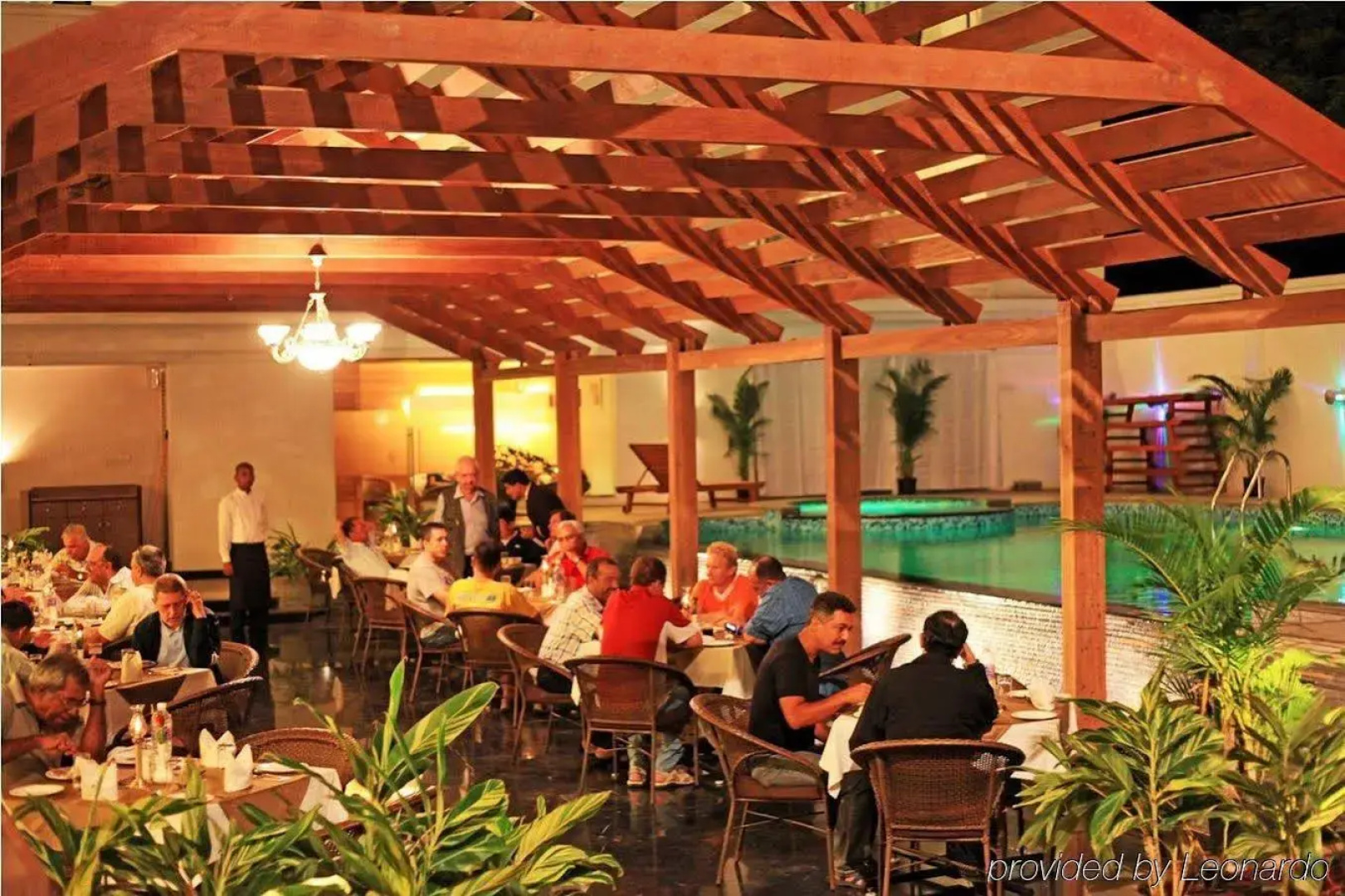 Le Royale Residency