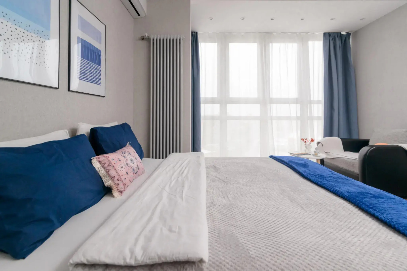 Апартаменты на бульваре Космонавта Сереброва А.А.