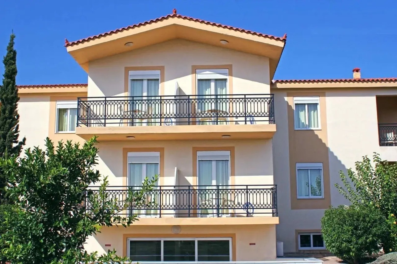 Monachus Monachus Apartments