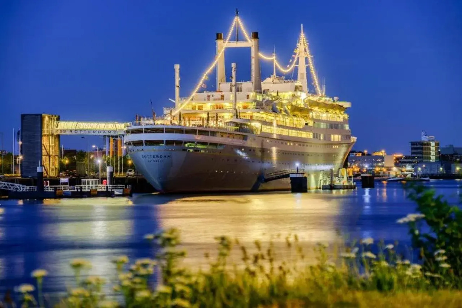 ss Rotterdam Hotel & Restaurants