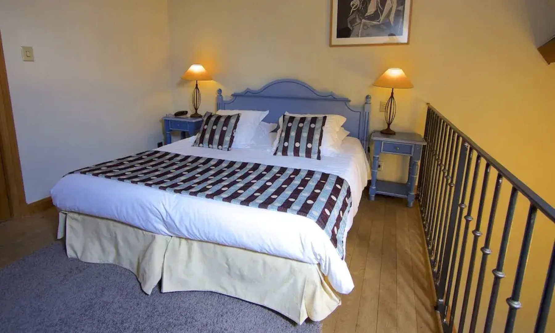 Hostellerie de la tour dauxois