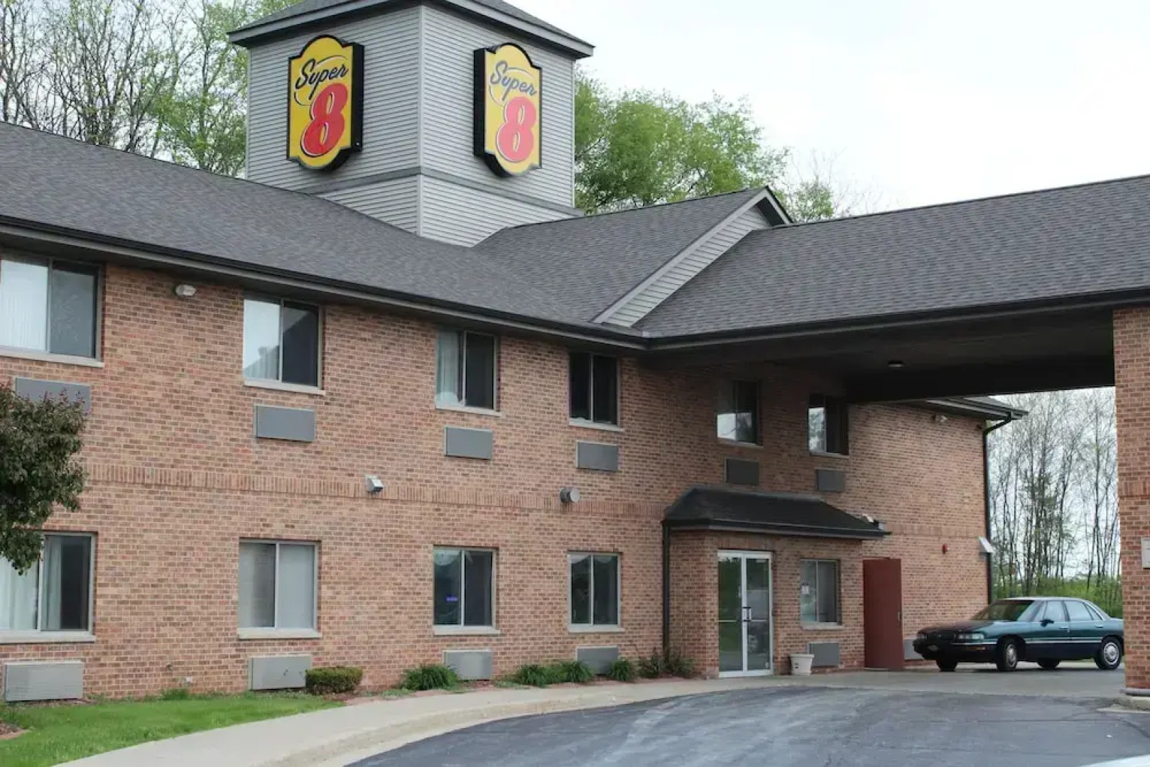 Super 8 Motel Valparaiso