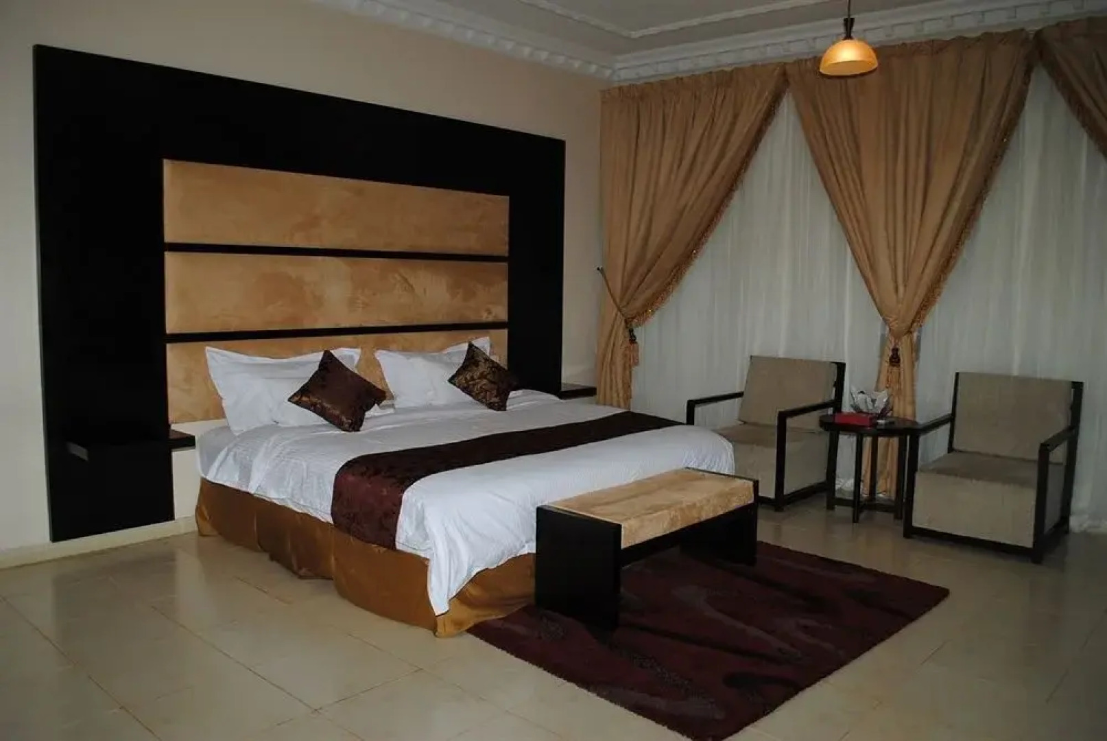 Rest Inn Hotel Suites Hail