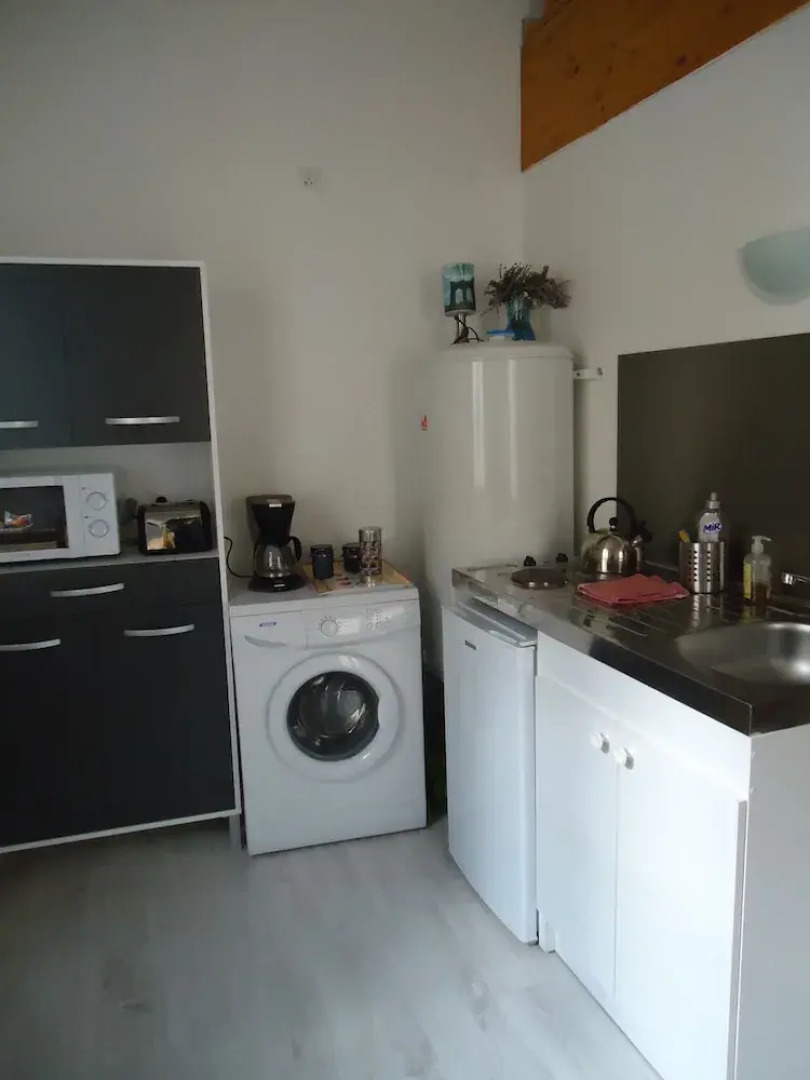 Logis Andraud Studios