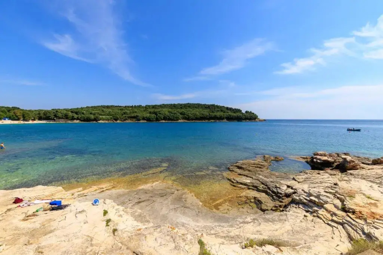 Apartments Kiki 150 METERS TO THE BEACH