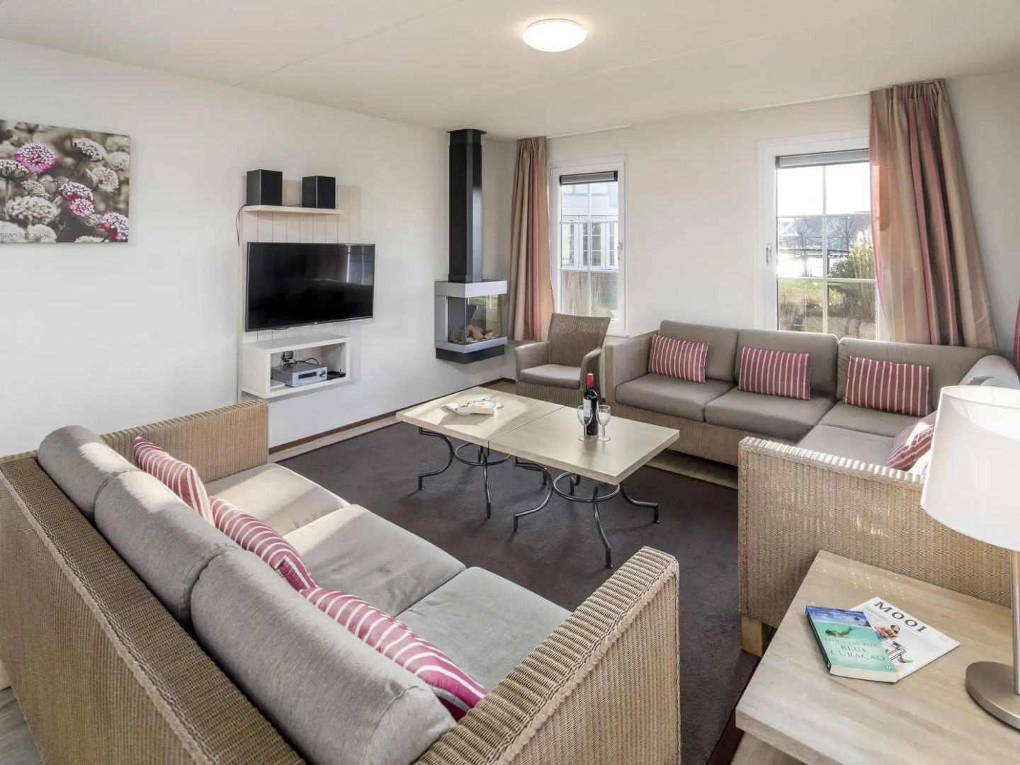 Restyled villa with sauna and rowing boat, in a holiday park, 400 m from the sea