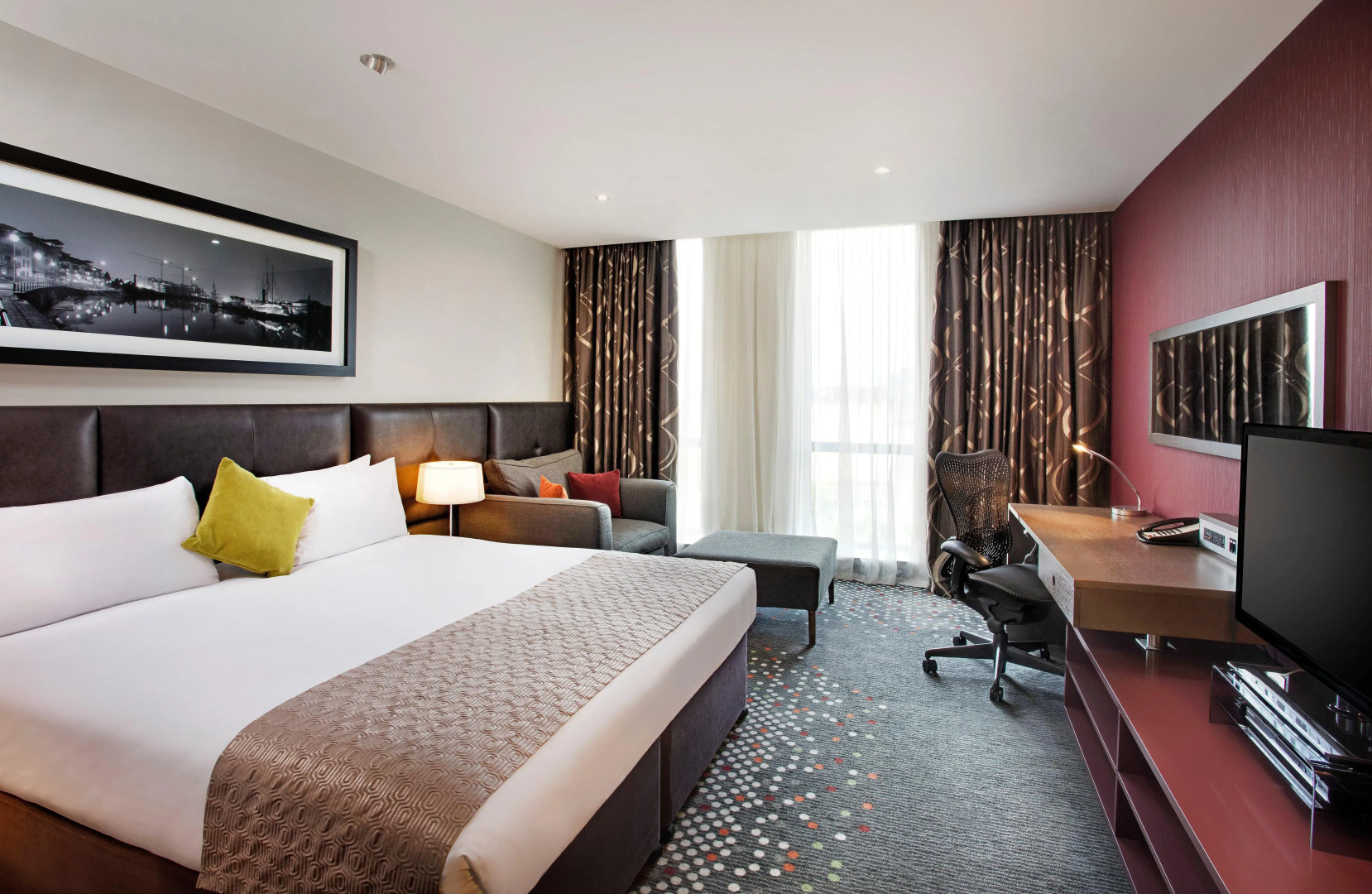 Holiday Inn Bristol City Centre by IHG