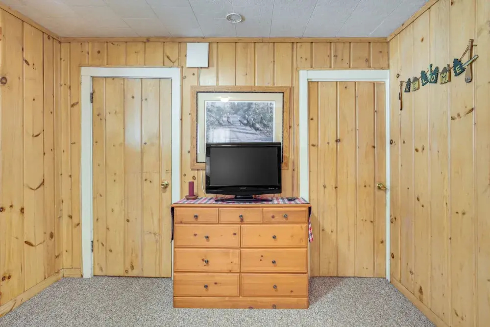 South Twin Lake Cabin w/ Seasonal Dock & Slip!