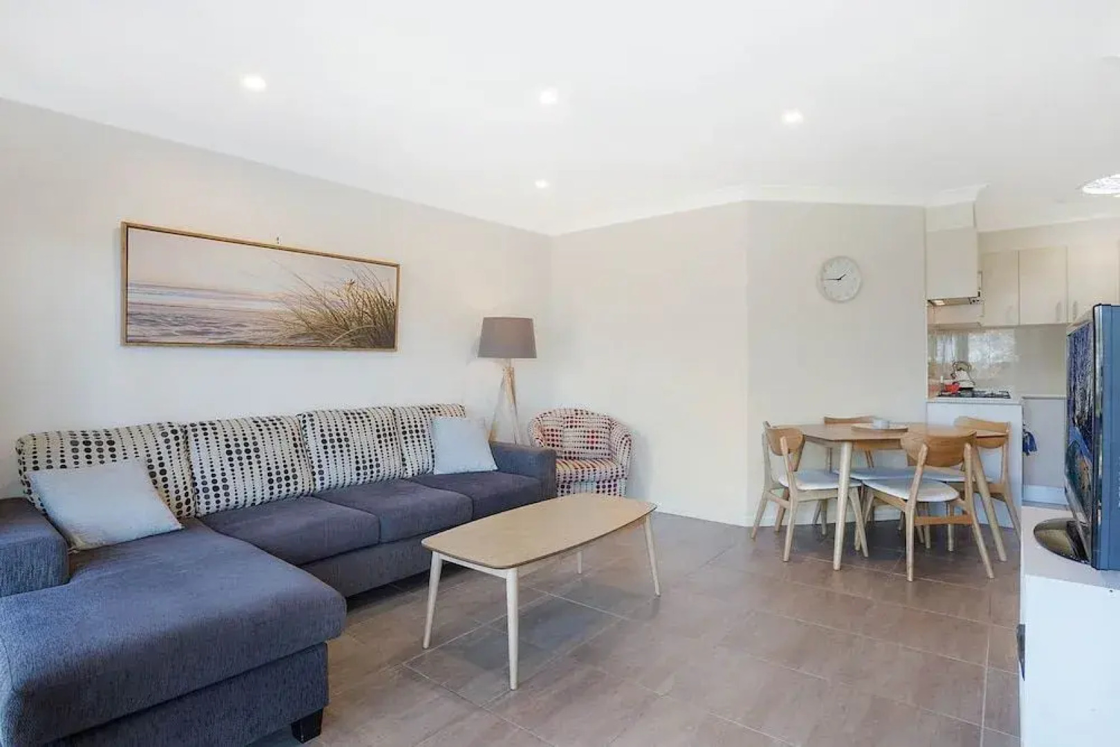 Grandeur Holiday Units