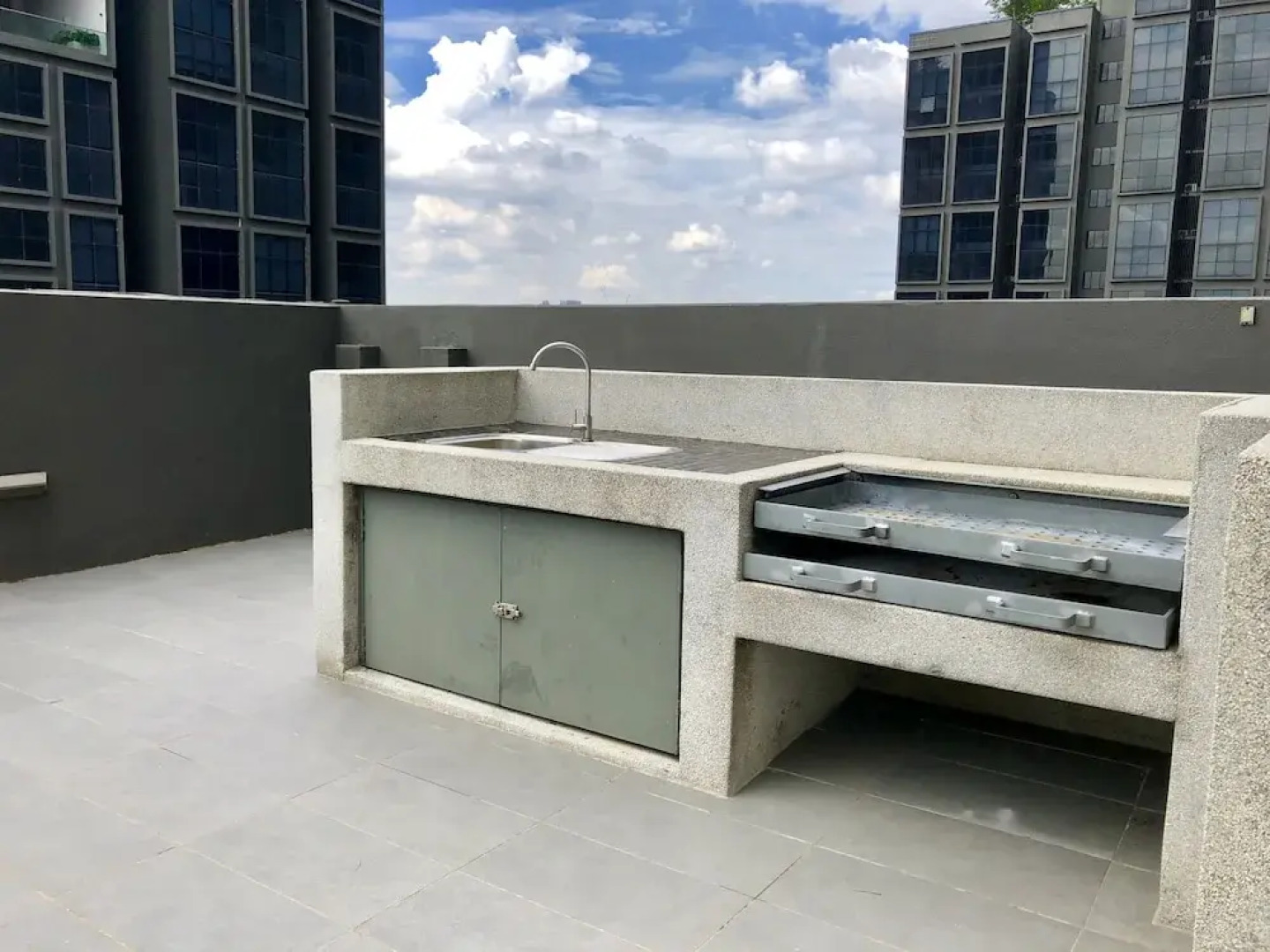 Charming Suite at Sunway and PJ