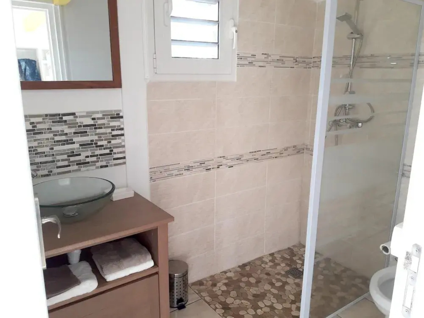 Bungalow With One Bedroom In Sainte Rose With Private Pool Enclosed Garden And Wifi