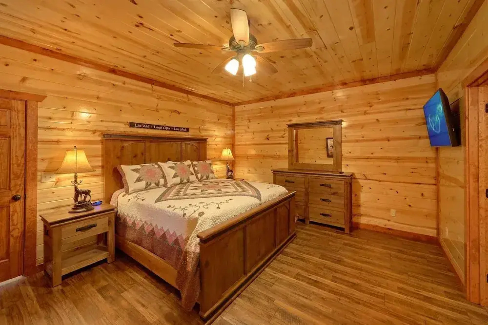 Summit Pool Lodge Apartment 6