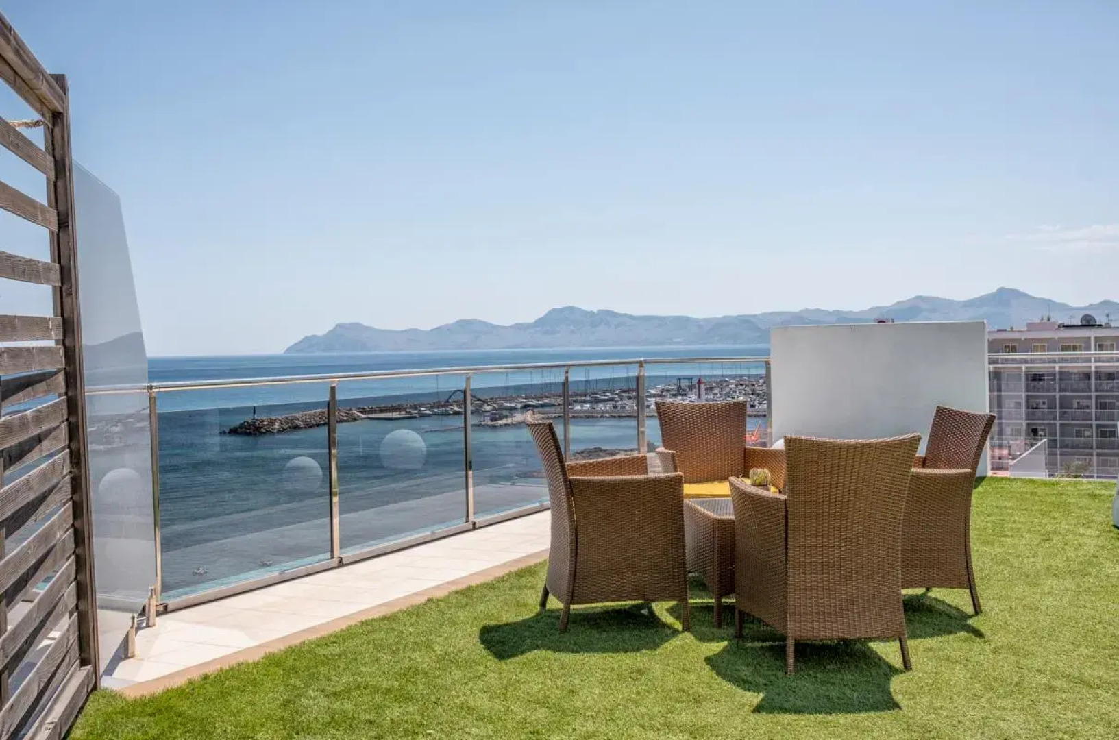 Отель THB Gran Bahia Hotel and Apartments