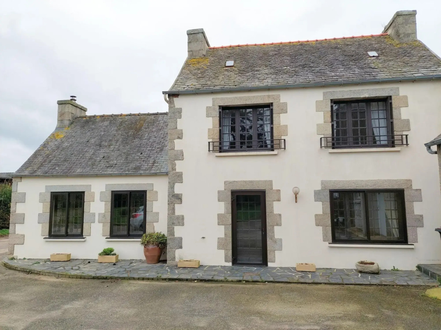 Jacuzzi, billiards and fireplace, semi-detached house, Sibiril