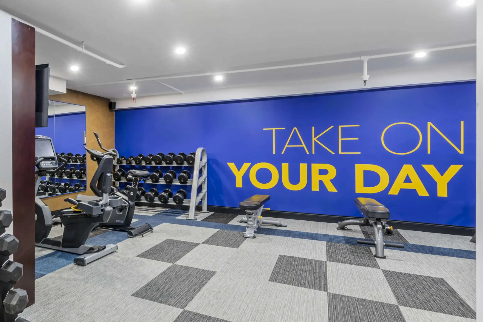 Comfort Inn & Suites Irvine Spectrum