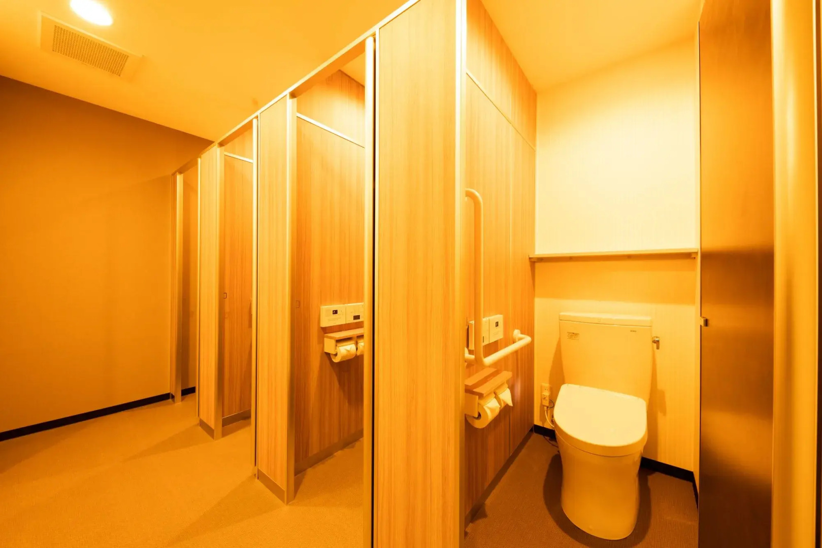 Global Cabin Yokohama Chukagai