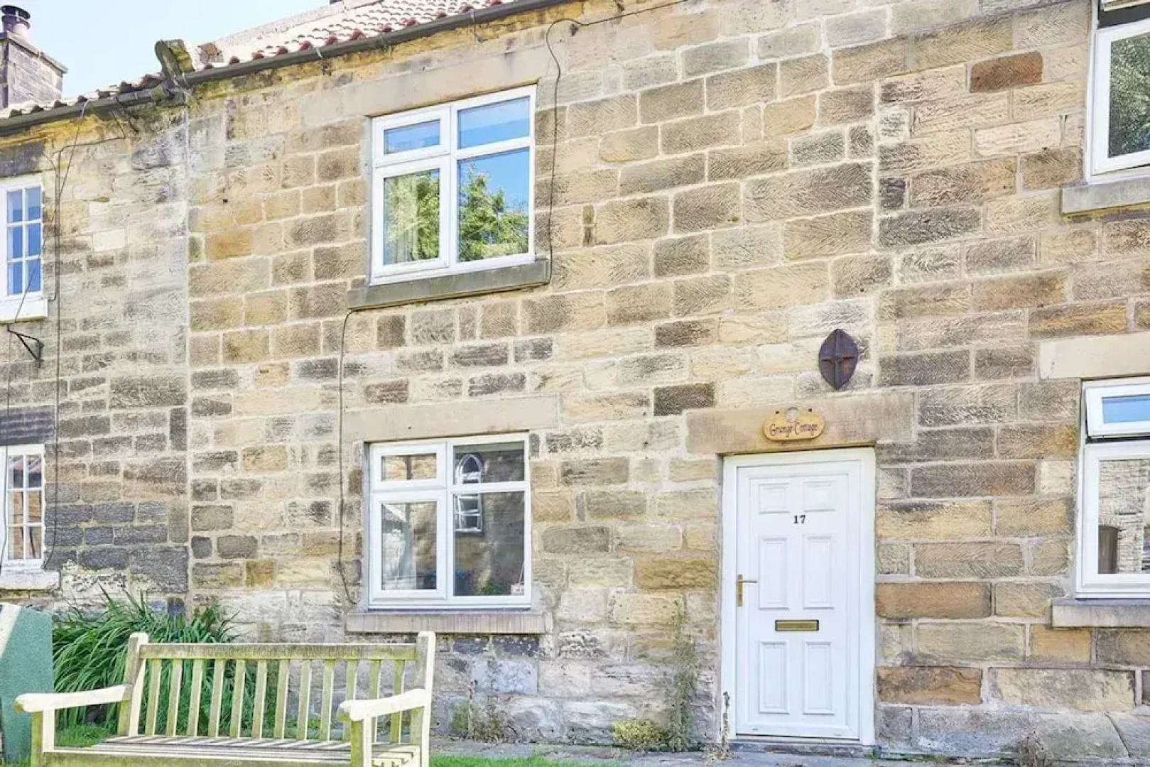 Host Stay Grange Cottage