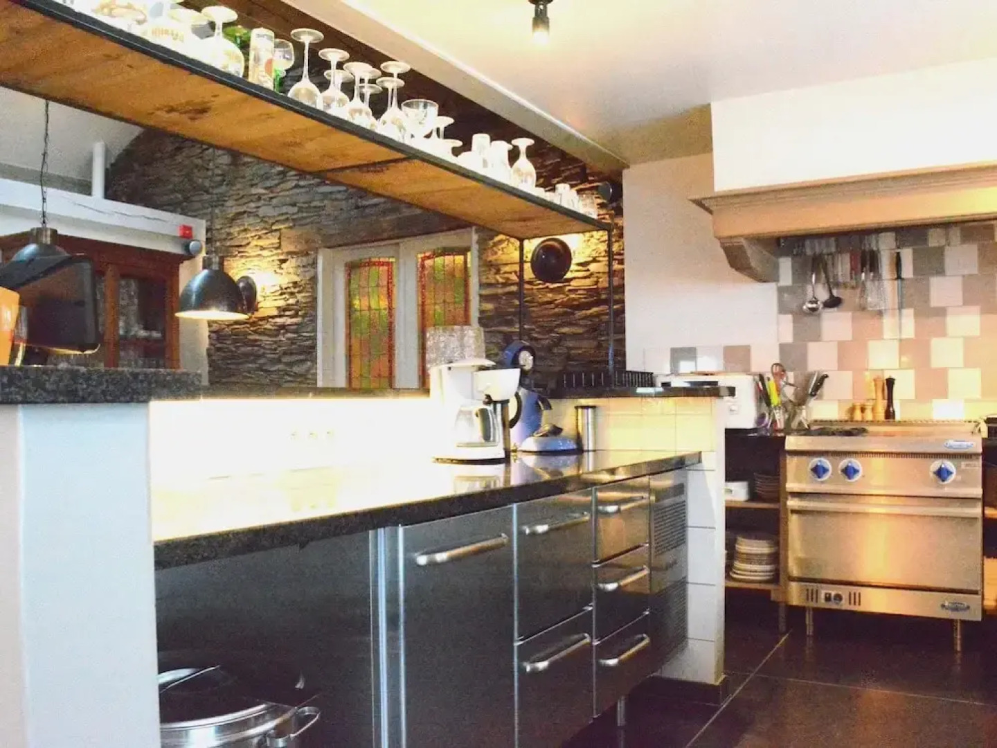 Villa With Hottub in Calm Area