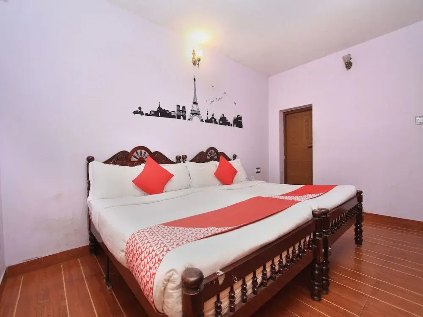 OYO 13597 Travel Stay Residency