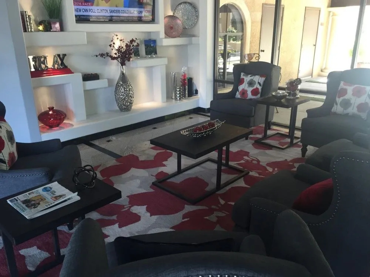 Ramada Inn & Suites Foothills Resort