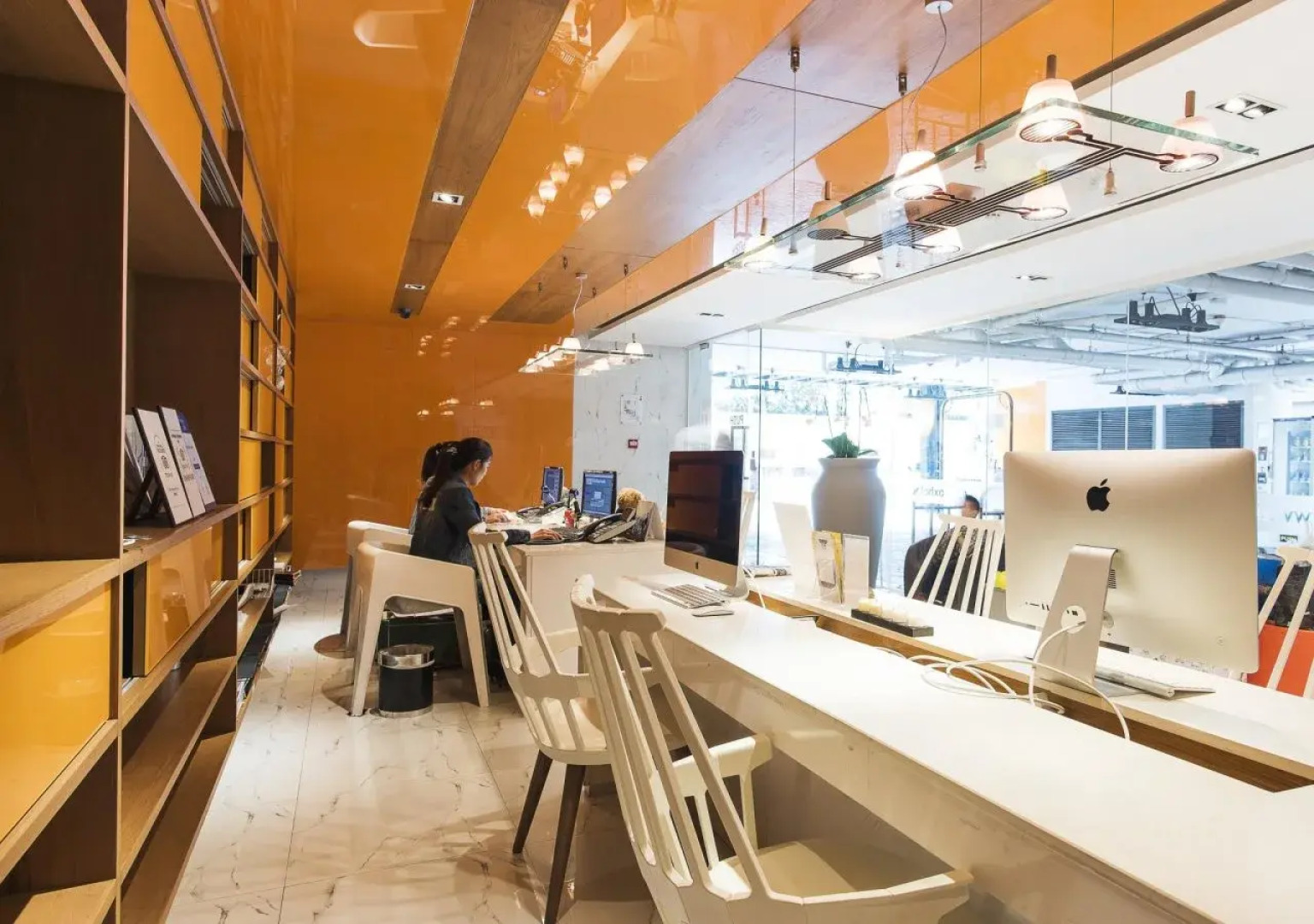 S Box Sukhumvit Hotel