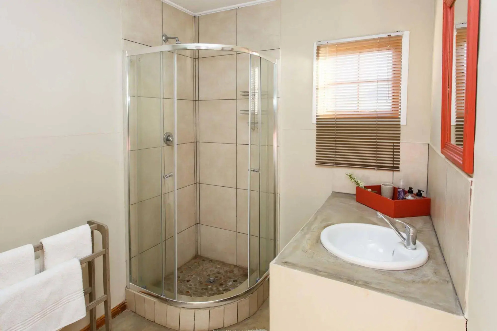 Chandelier Game Lodge