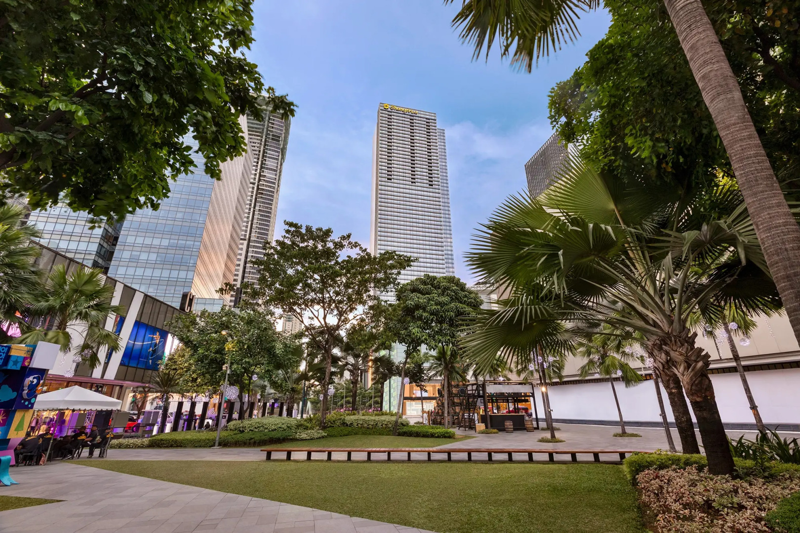 Shangri-La The Fort, Manila