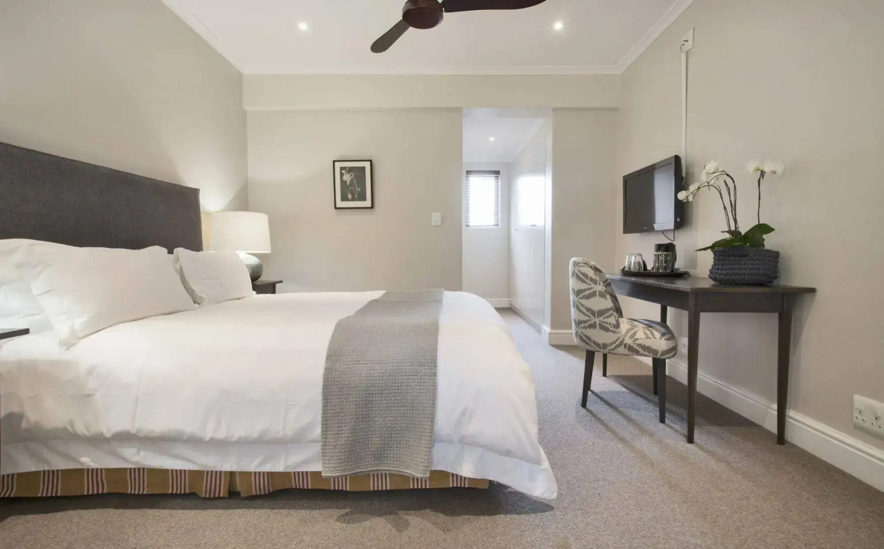 Sugarbird Manor at Protea Heights Farm