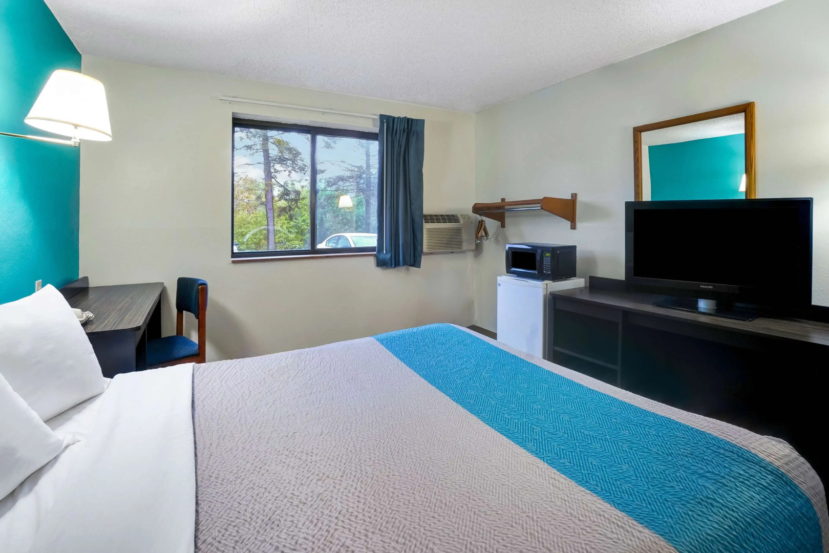 Motel 6 Montoursville, PA - Williamsport