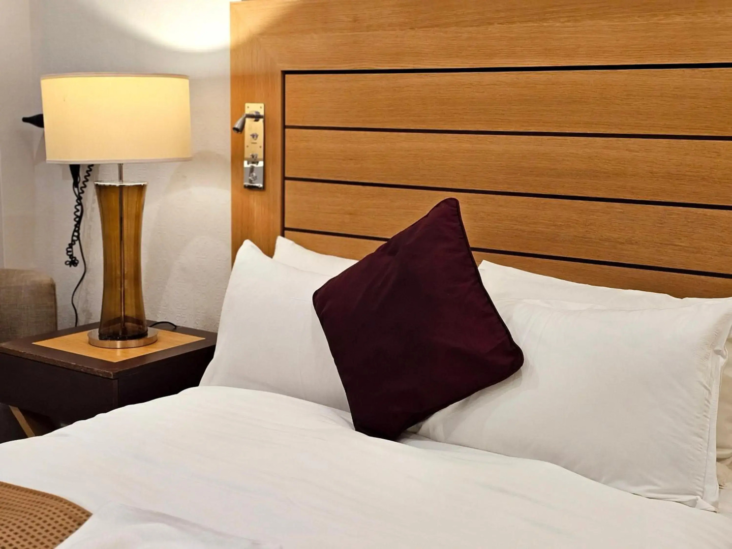 OYO Crown Hotel Stone