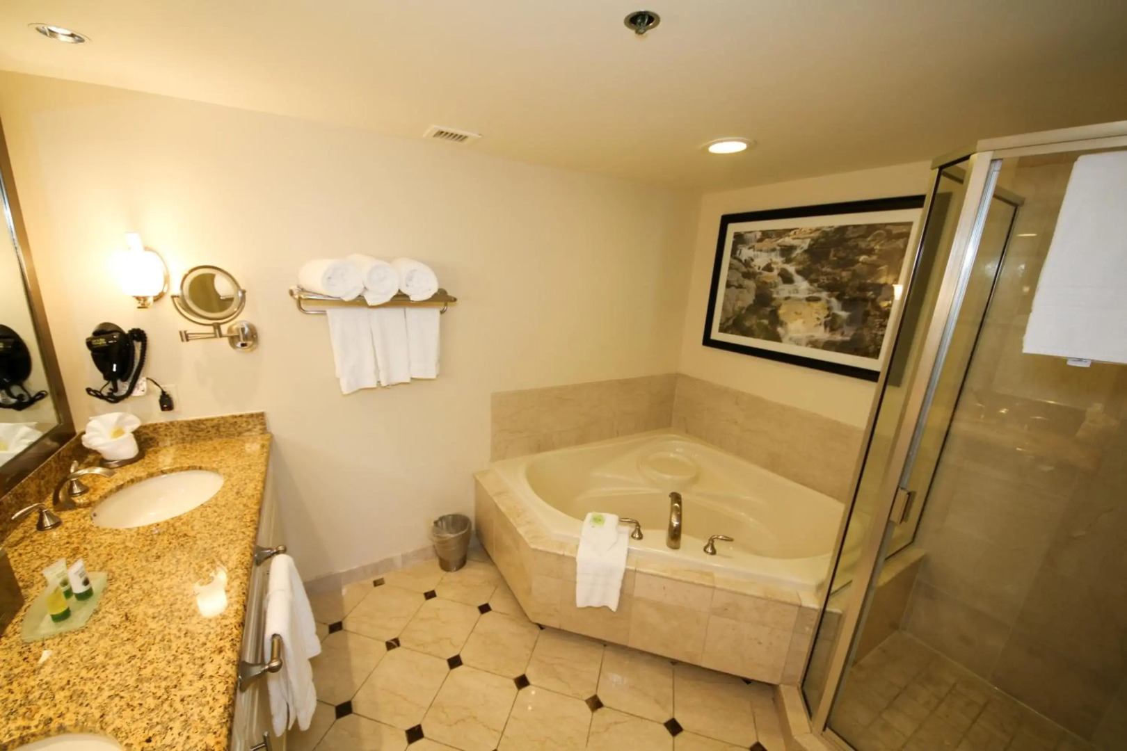 Hollywood Casino & Hotel St. Louis