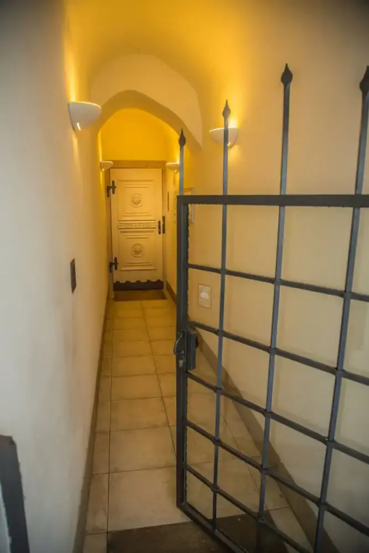 President Boutique Apartment