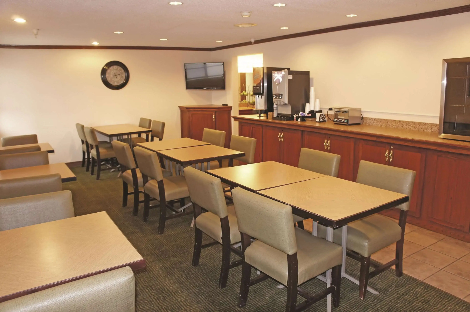 La Quinta Inn by Wyndham Omaha Southwest