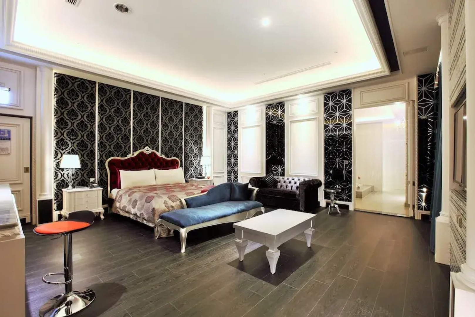 Icloud Luxury Resort and Hotel