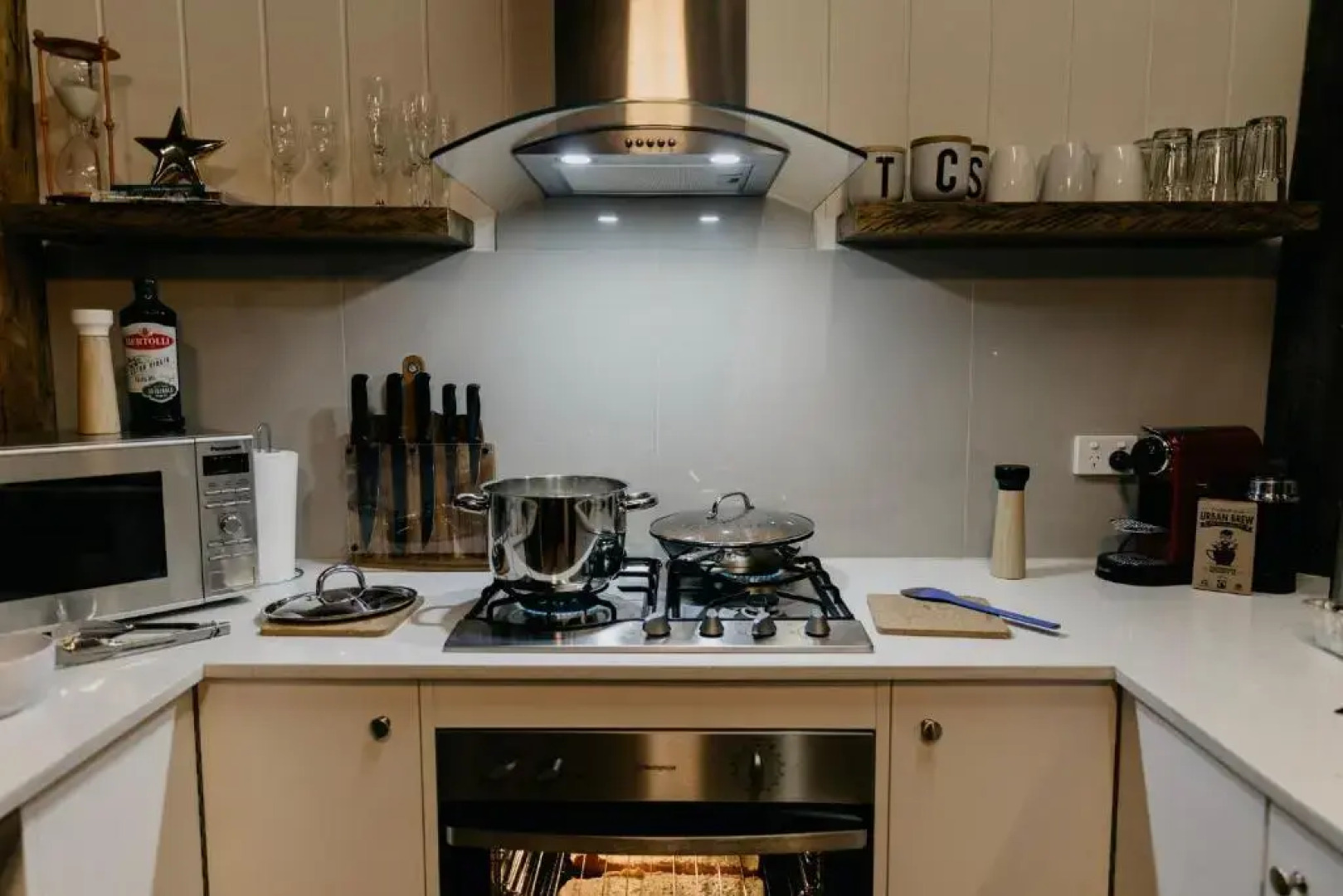 Carawirry Forest Escape