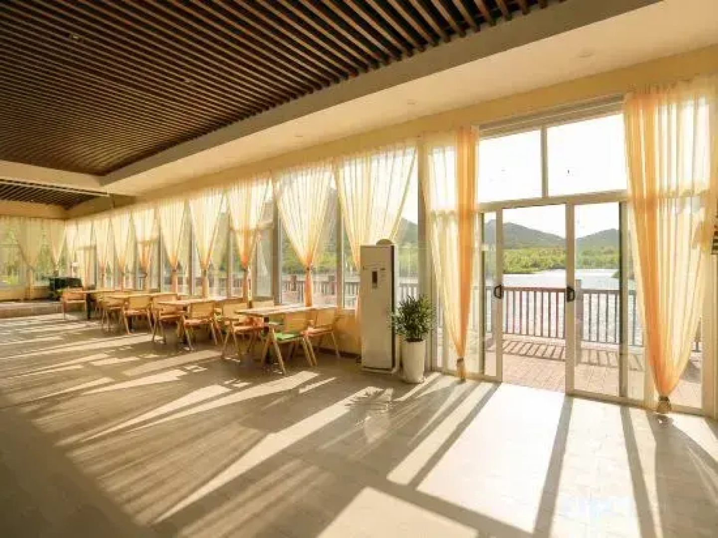 Ruize ouyusu Resort Manor