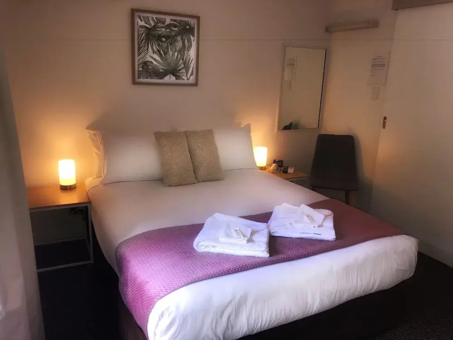 Aabon Apartments & Motel